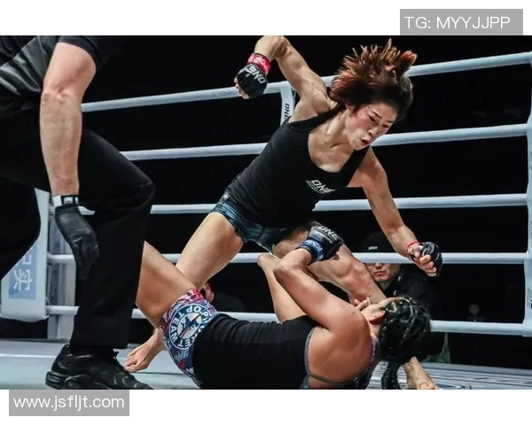 霍利霍尔姆与阿曼达的巅峰对决谁将成为女子综合格斗的新女王